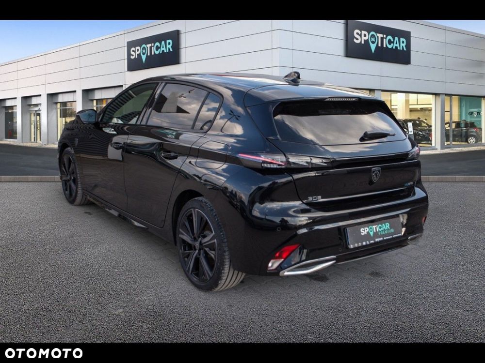 Peugeot 308 - 8