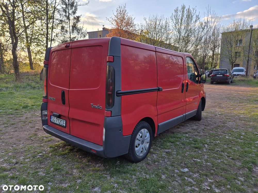 Renault Trafic - 10