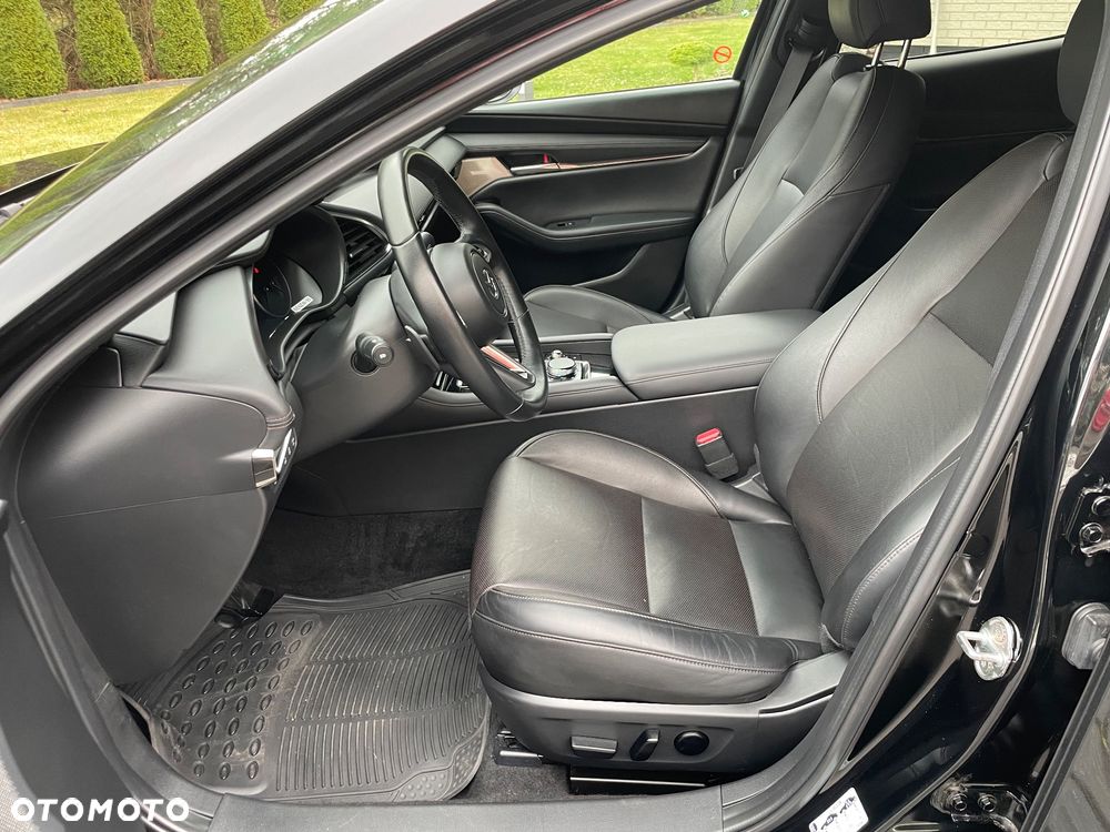 Mazda 3 e-SKYACTIV-G 150 M HYBRID DRIVE EXCLUSIVE-LINE - 32