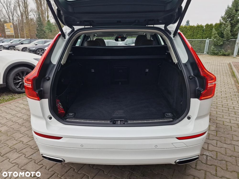 Volvo XC 60 D4 Drive-E Ocean Race - 16