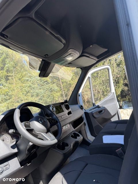Mercedes-Benz sprinter - 5