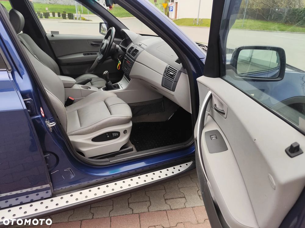 BMW X3 3.0i - 22