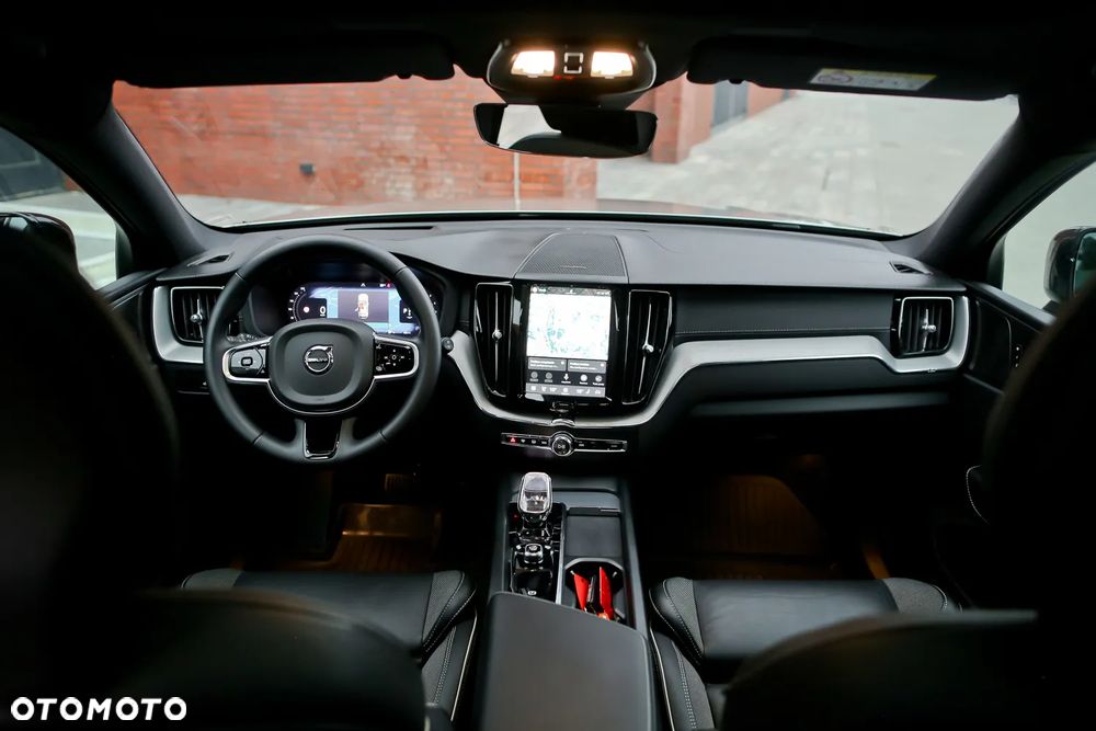 Volvo XC 60 B4 D AWD Ultimate Dark - 22