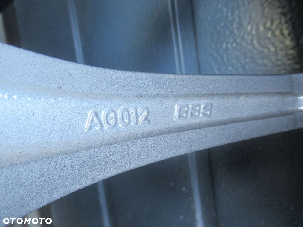 FELGI ALUMINIOWE OPONY MERCEDES E-KLASA W212 AMG 9.5Jx19H2 ET52 ET25 A2134014600 A2134012600 265/40/R19 - 18
