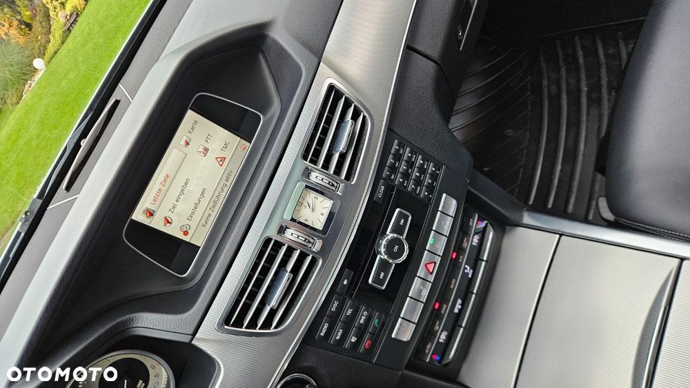 Mercedes-Benz Klasa E 200 T 7G-TRONIC Avantgarde - 24