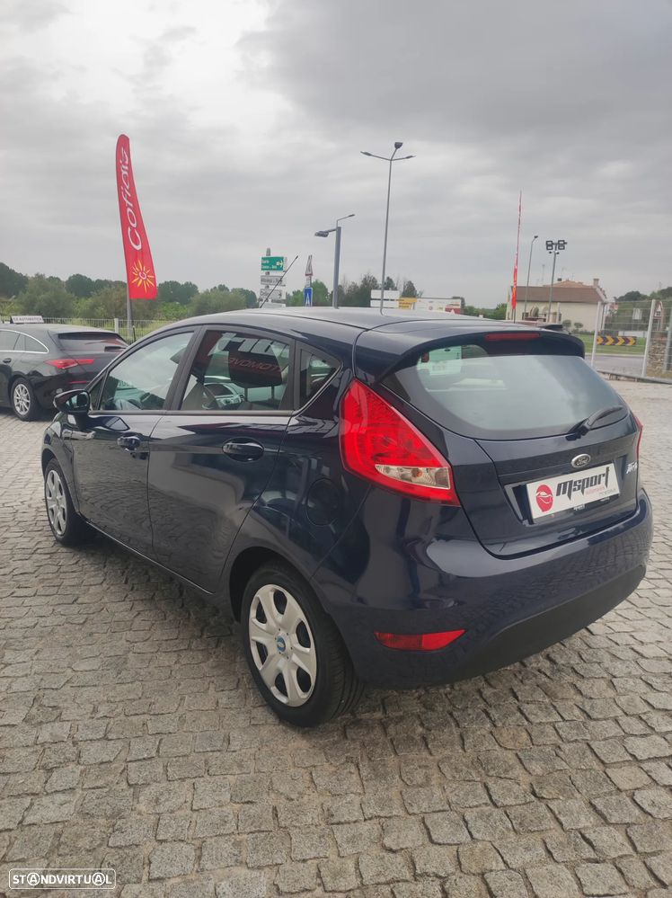 Ford Fiesta 1.25 Trend - 12