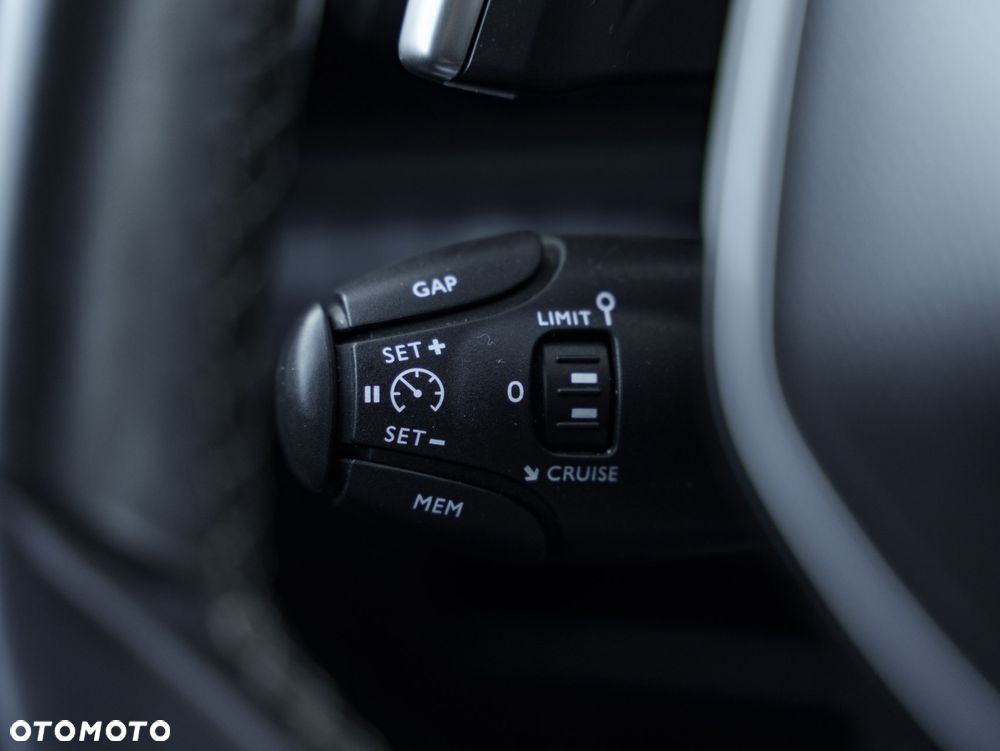 Peugeot 5008 BlueHDI 130 EAT8 Allure Business-Paket - 35