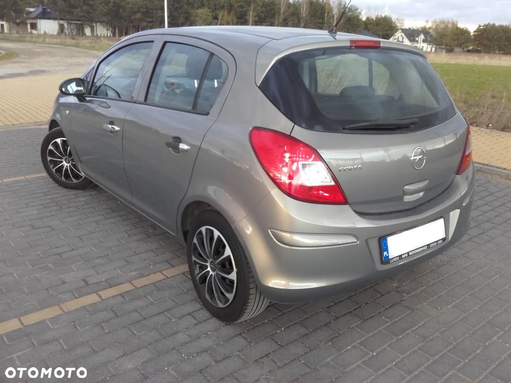Opel Corsa - 4