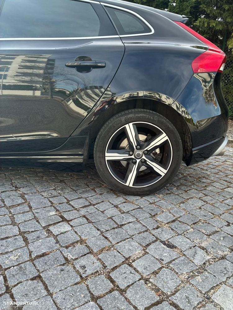 Volvo V40 2.0 D2 R-Design - 10