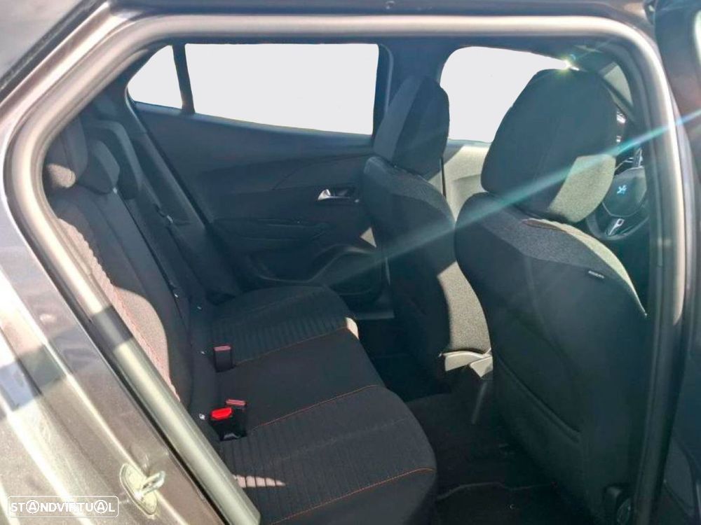 Peugeot 2008 - 7