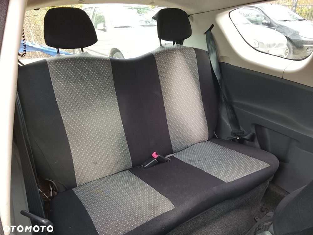 Toyota Aygo - 7