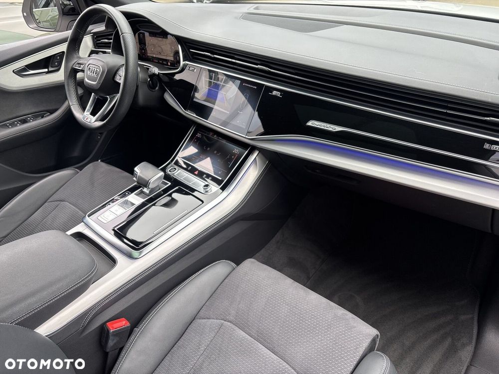 Audi Q8 - 38