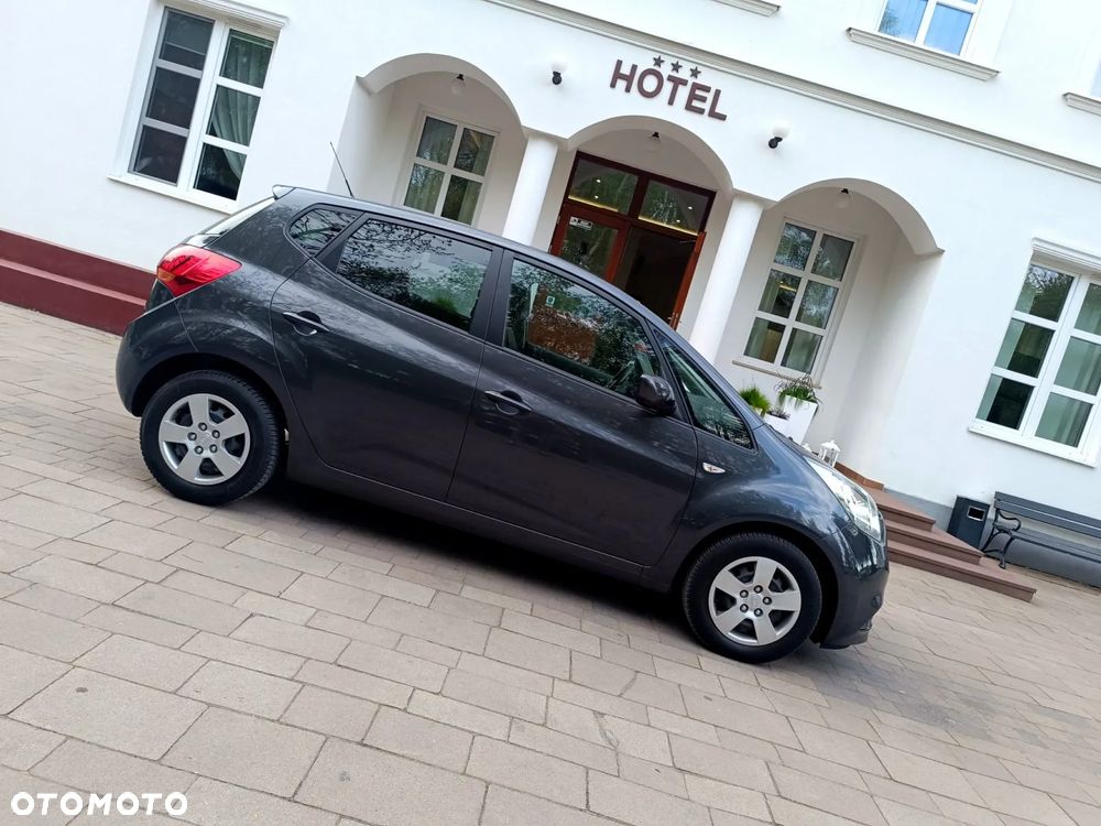 Kia Venga 1.4 CVVT Dream Team Edition - 16