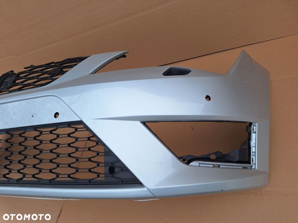 SEAT LEON 3 III FR 12-16r 5F0 NIE KLEJONY! B.ŁADNY ZDERZAK PRZÓD PRZEDNI KRATKA ŚLIZG DOLNY 5F0807221M WYSYŁKA 24H - 7