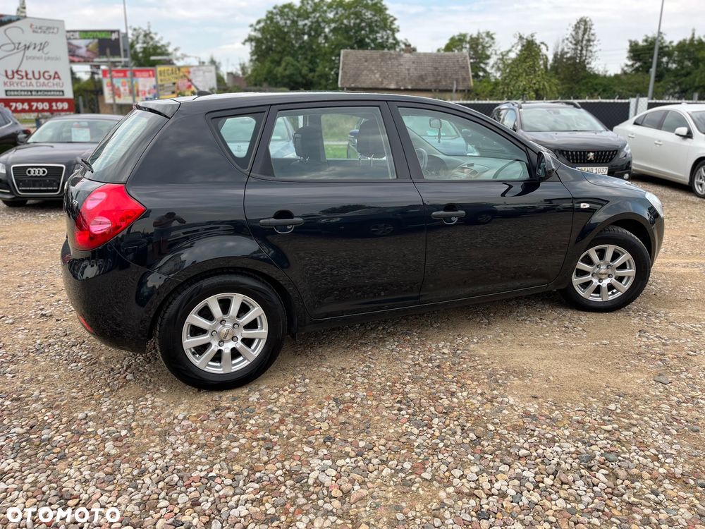 Kia Ceed 1.4 CVVT Attract - 4