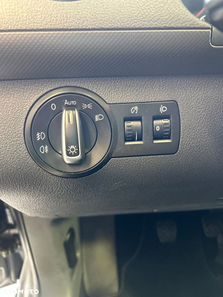 Volkswagen Caddy Highline - 27