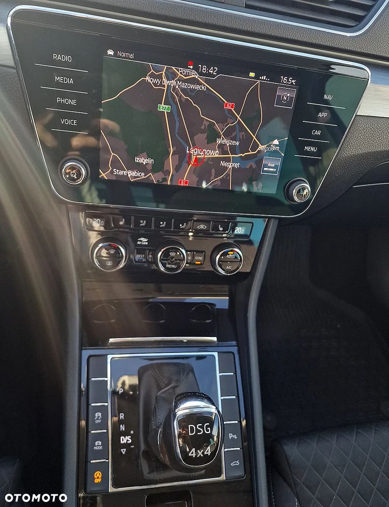 Skoda Superb 2.0 TDI 4x4 Style DSG - 16