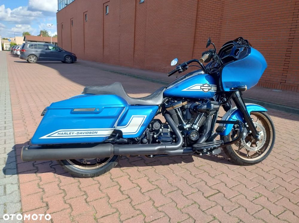Harley-Davidson Touring Road Glide - 19