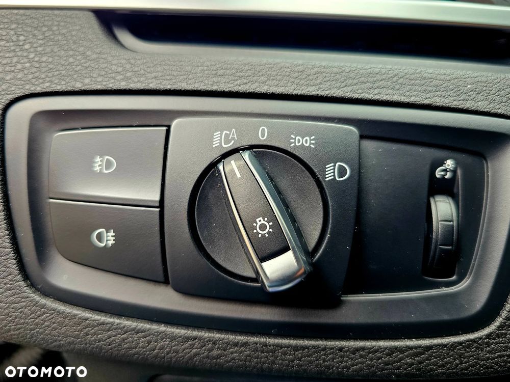 BMW X1 xDrive20d - 25