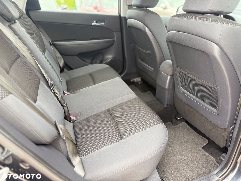 Hyundai i30 i30cw 1.4 Comfort - 26