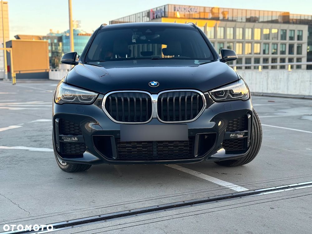 BMW X1 xDrive25i M Sport - 4