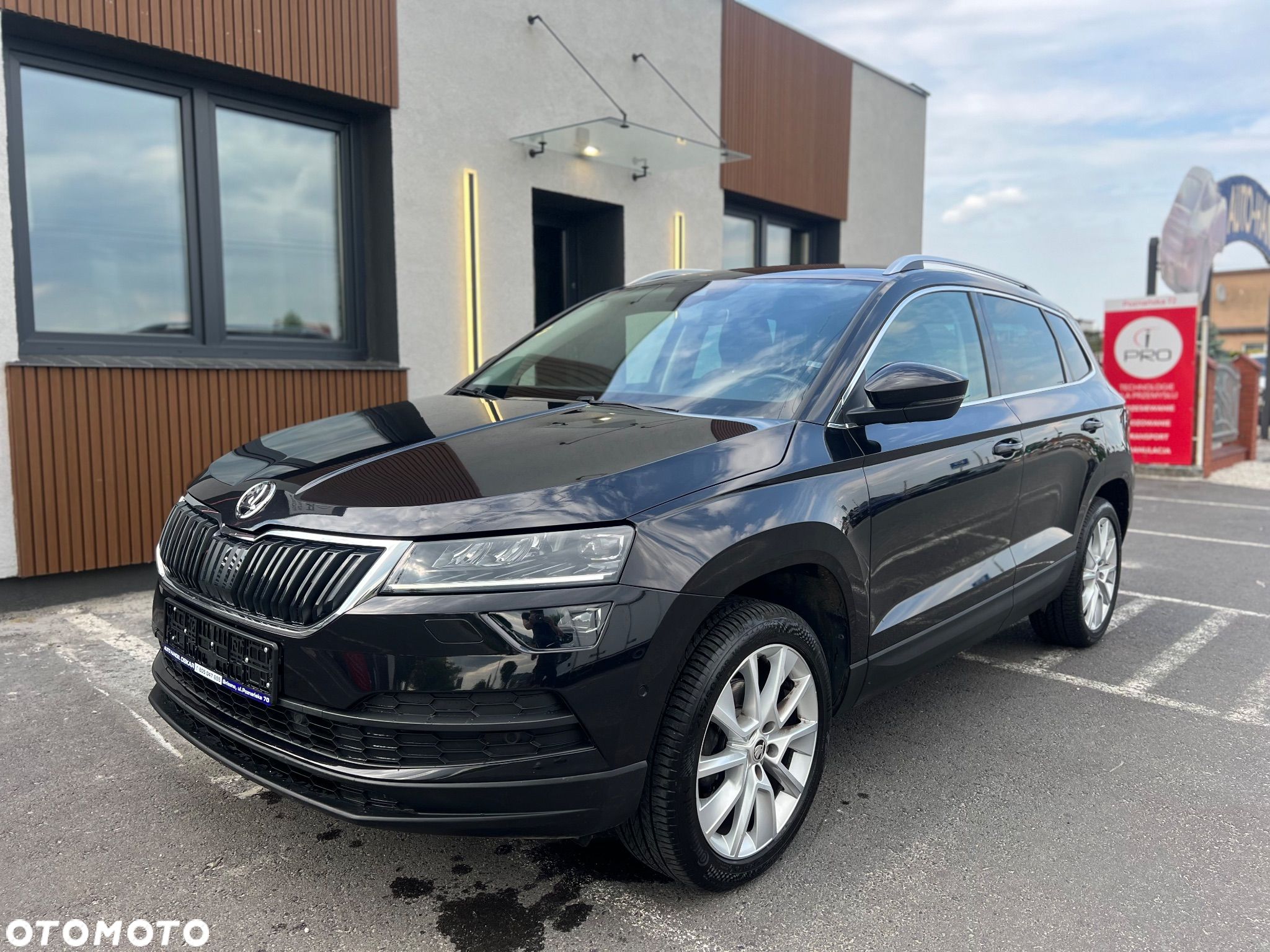 Skoda Karoq 1.5 TSI ACT 4x2 Ambition DSG - 1