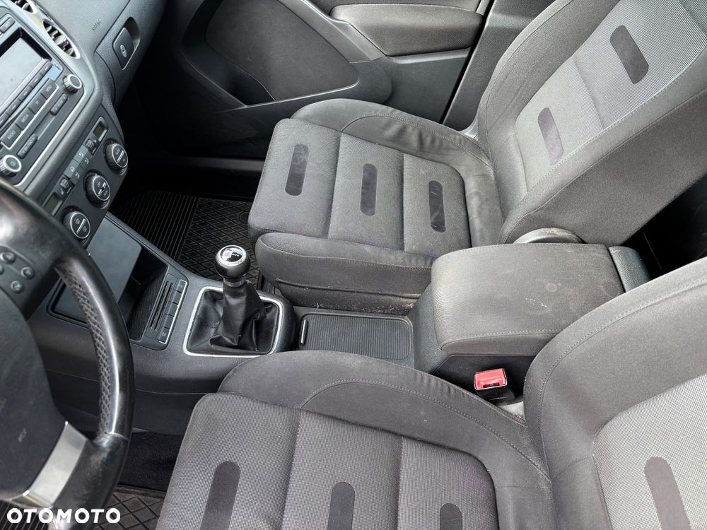 Volkswagen Tiguan - 15