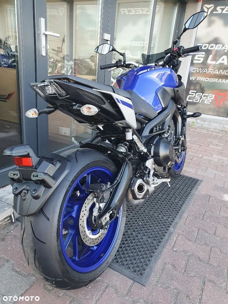 Yamaha MT - 18