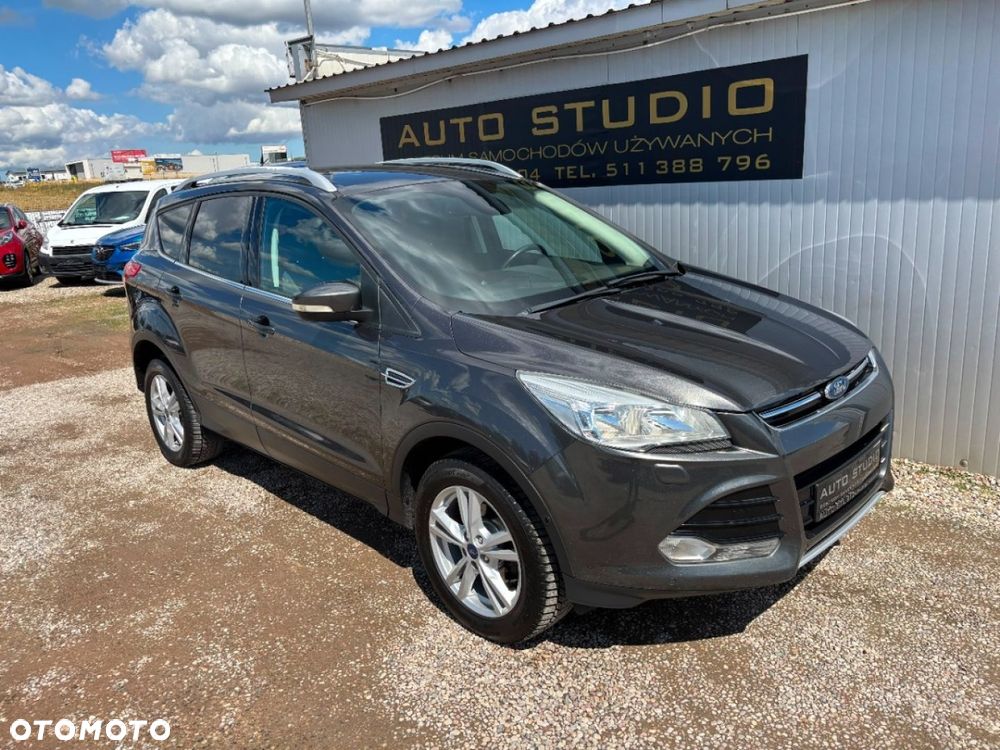 Ford Kuga 1.5 EcoBoost 2x4 Titanium - 30