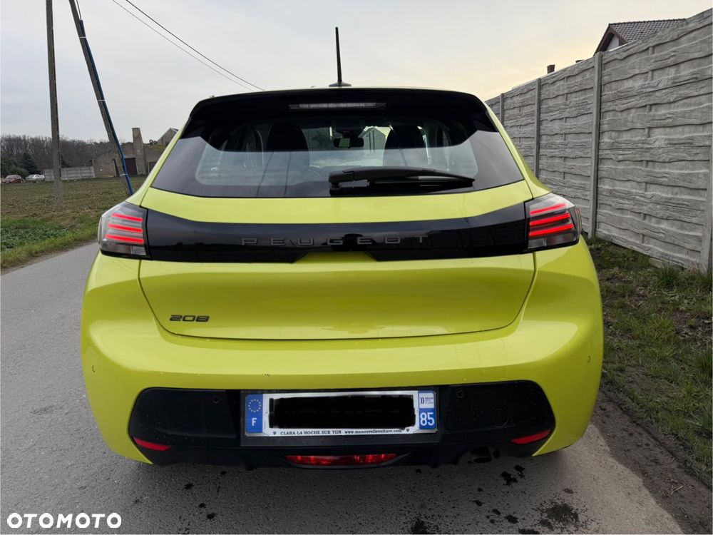 Peugeot 208 PureTech 100 Style - 23