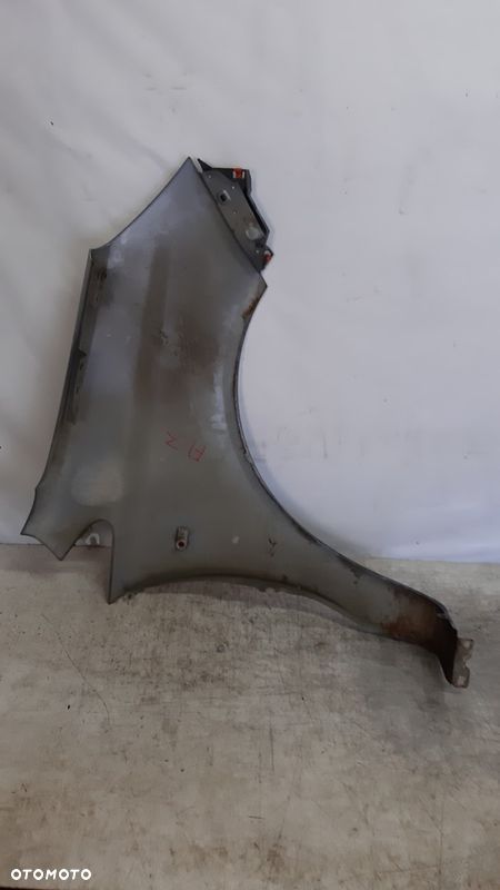 * OPEL CORSA D BŁOTNIK PRZEDNI PRZÓD LEWY Z163 SZARY - 5