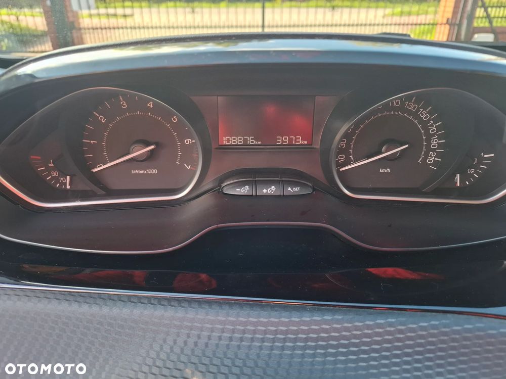 Peugeot 208 82 VTI Style - 15