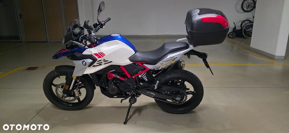 BMW G - 7