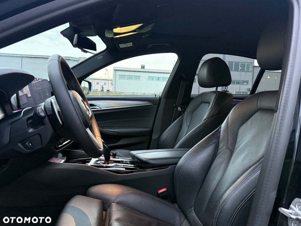 BMW Seria 5 - 33