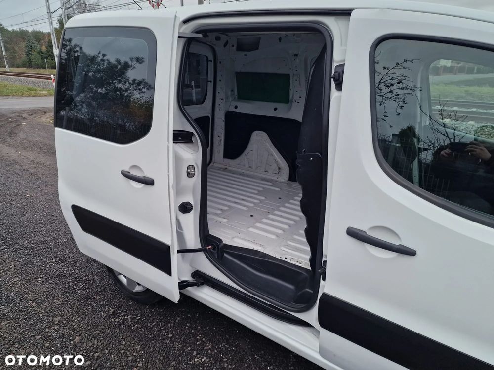 Citroën BERLINGO - 8