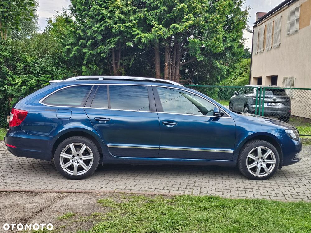 Skoda Superb 2.0 TDI 4x4 Elegance - 8