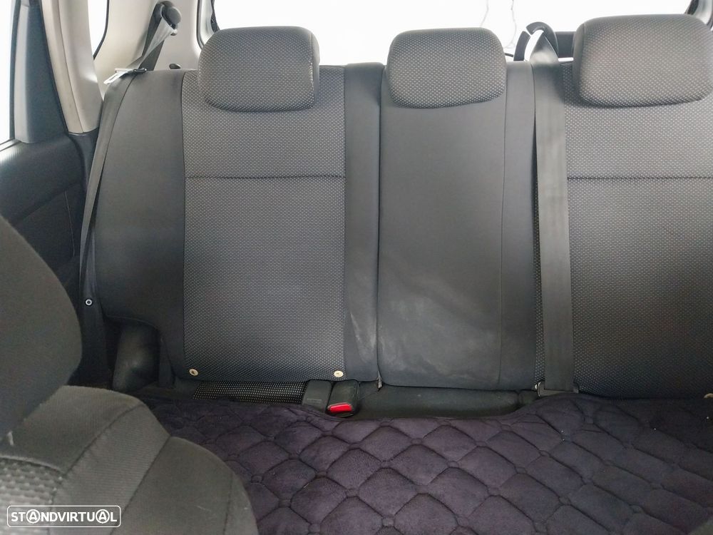 Chevrolet Aveo 1.2 L - 5