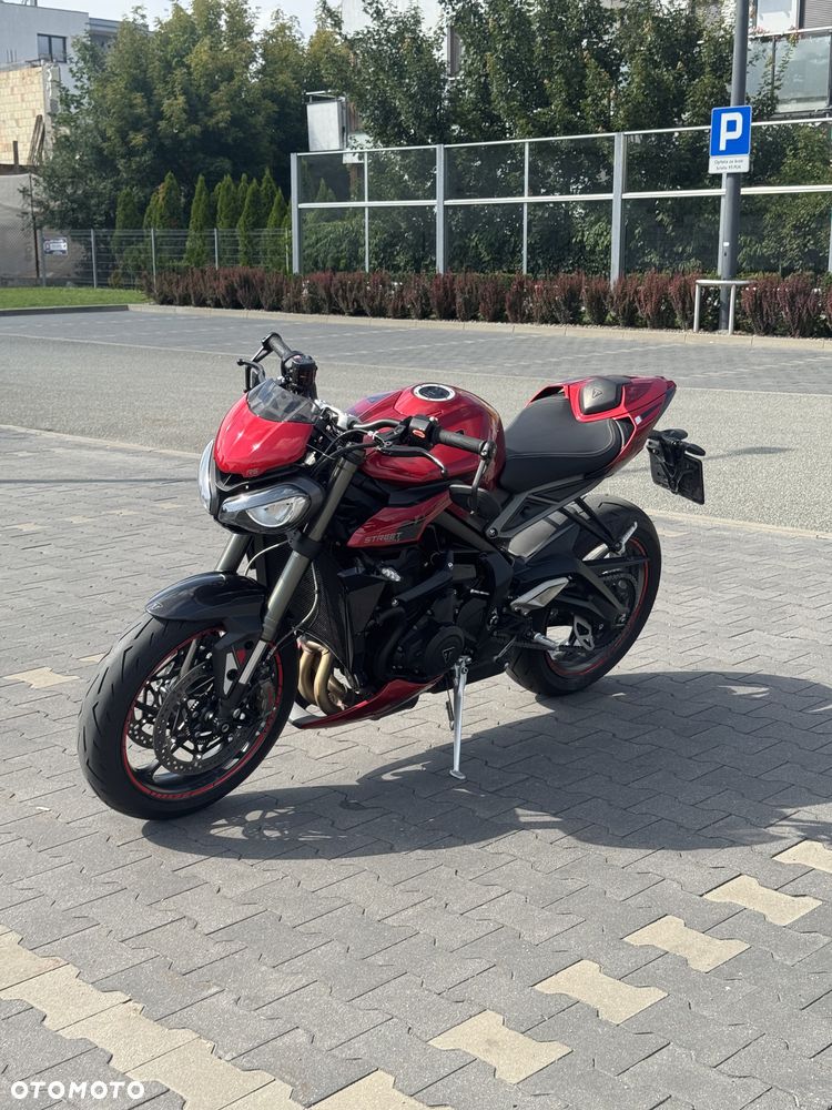 Triumph Street Triple - 3