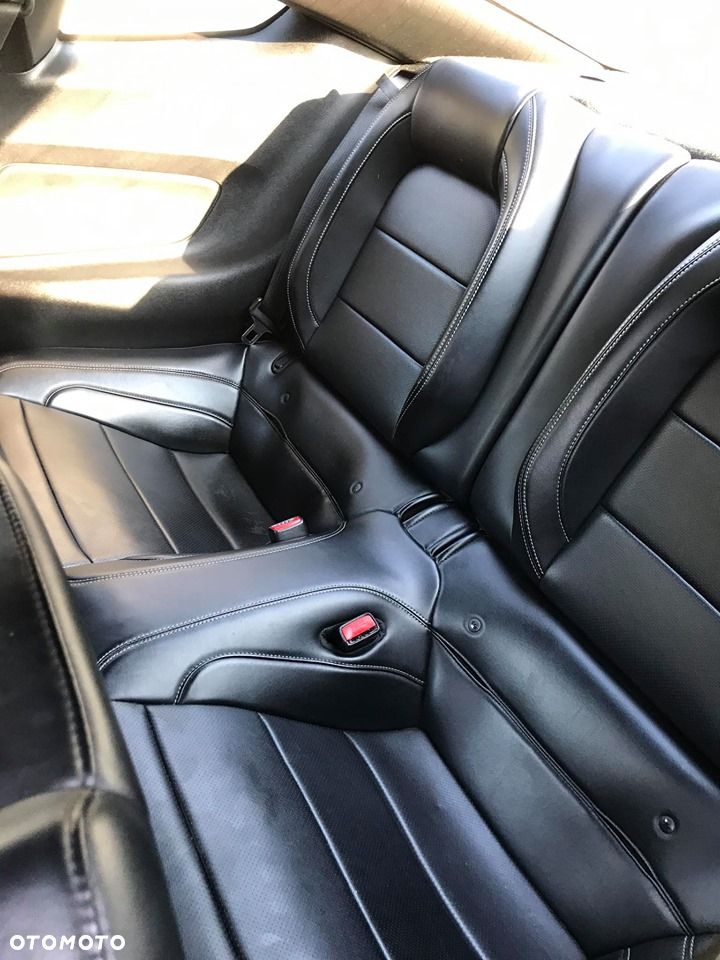 Ford Mustang 2.3 Eco Boost - 9