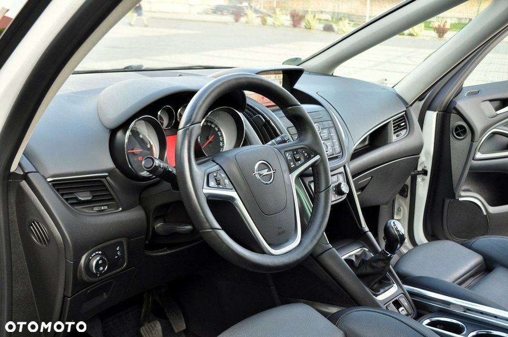 Opel Zafira - 23