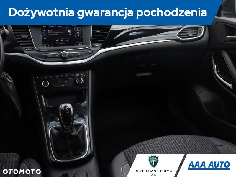Opel Astra - 9