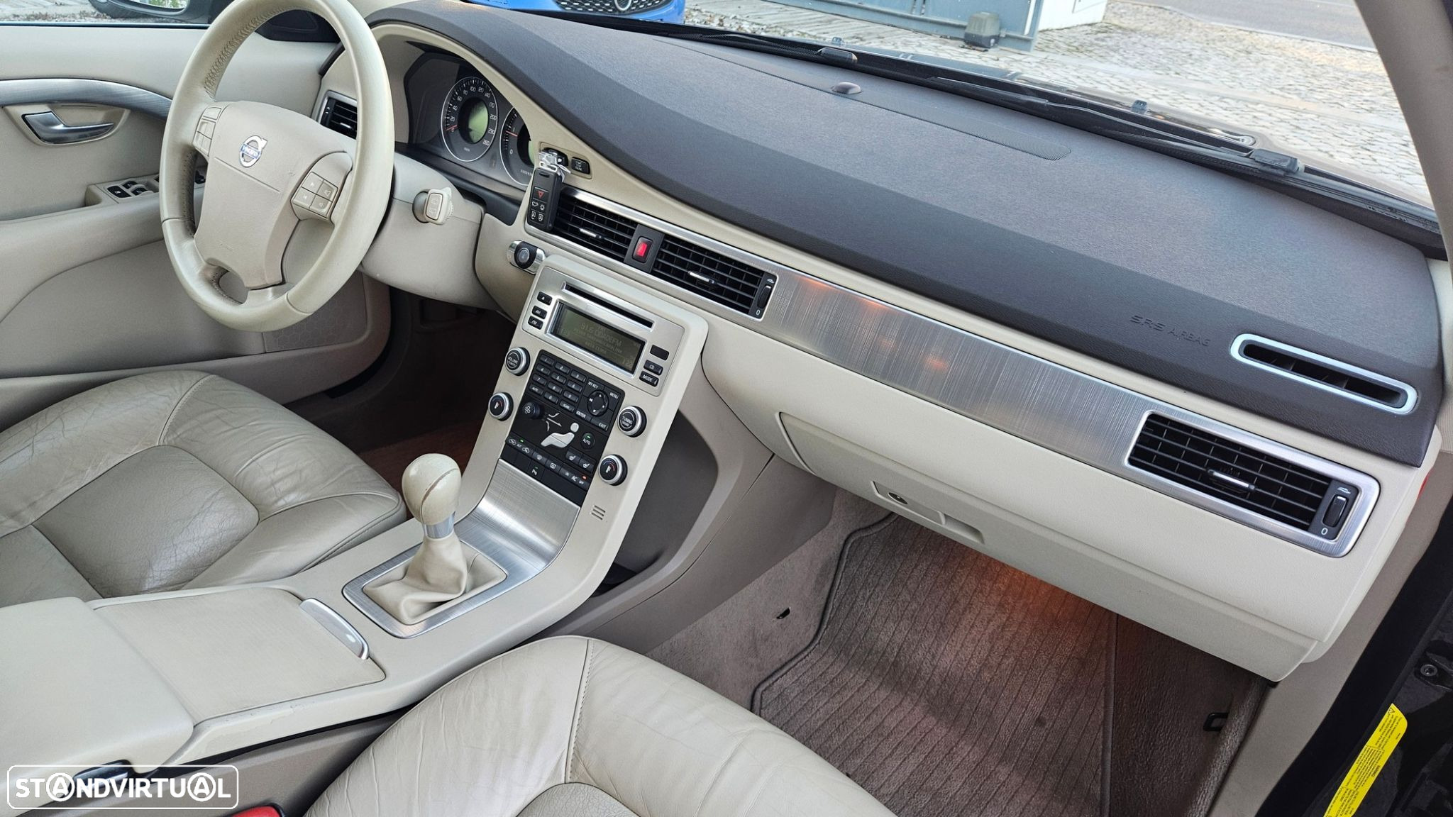 Volvo V70 2.0 D Summum - 11