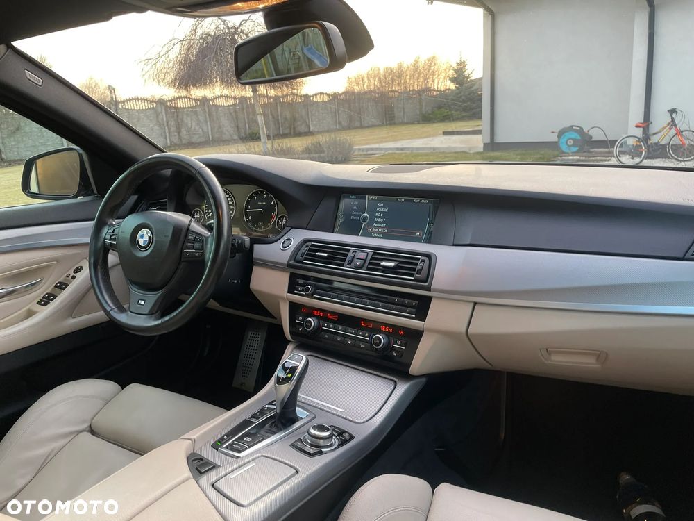 BMW Seria 5 535d - 24