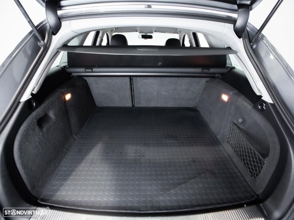 Audi A4 Avant - 11