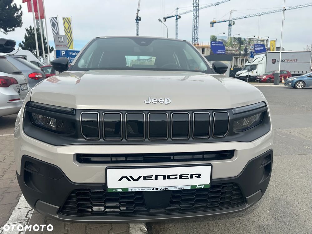 Jeep Avenger 1.2 T3 mHEV Longitude FWD eDCT6 - 2