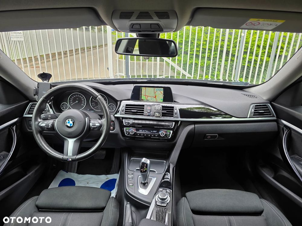 BMW Seria 3 318d Sport Line - 9