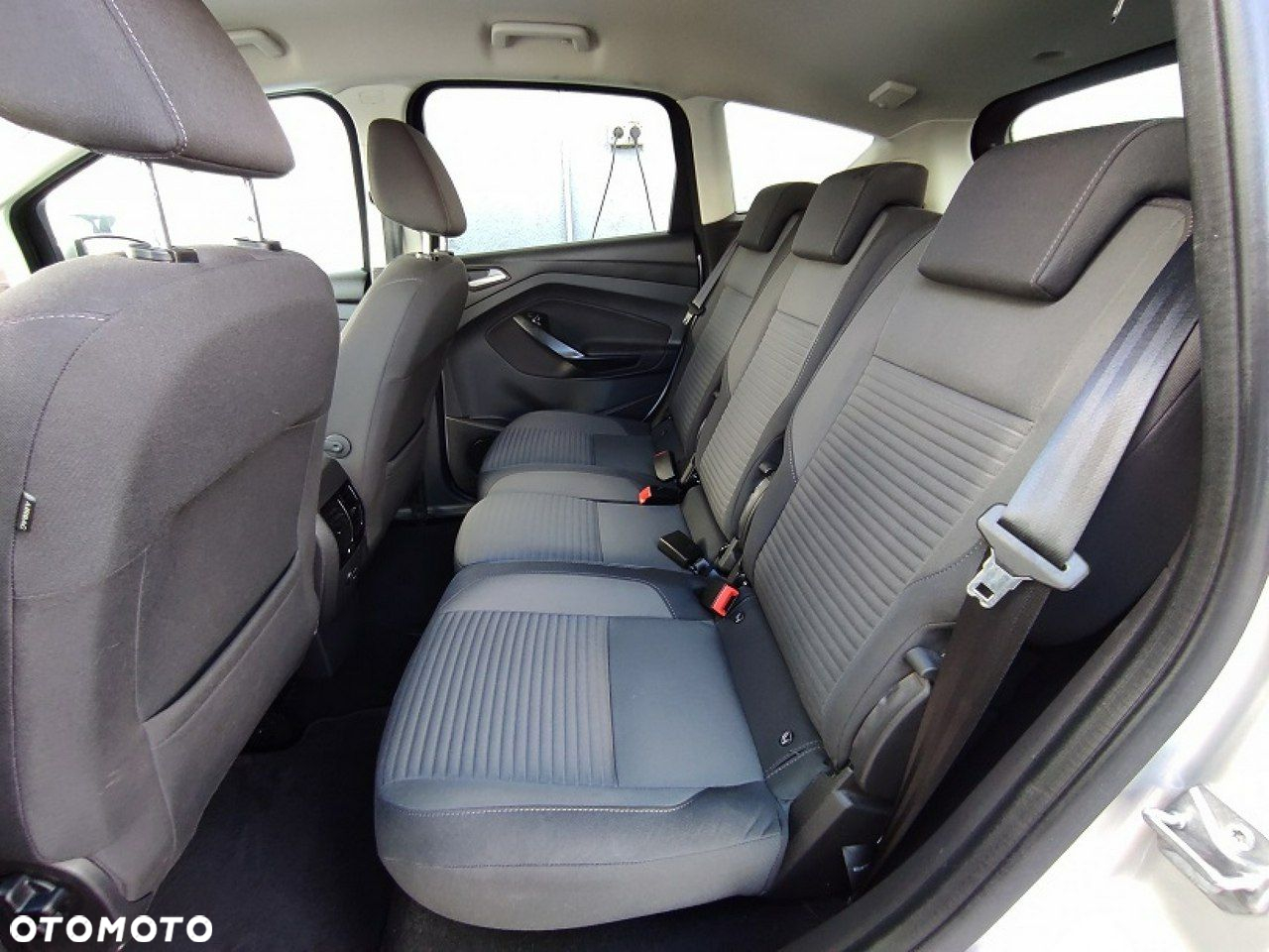 Ford C-MAX - 13