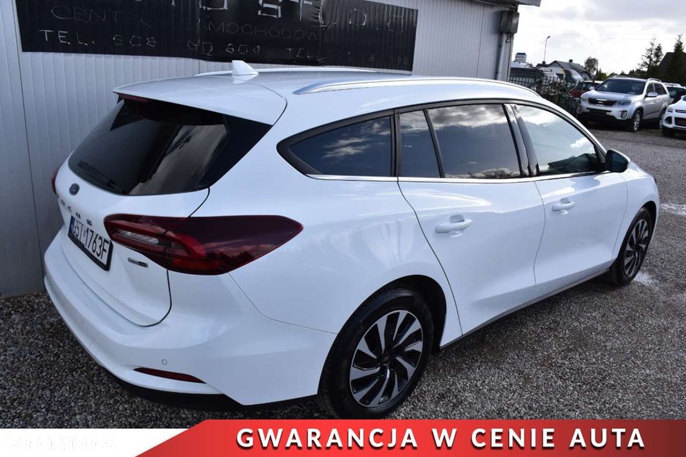 Ford Focus 1.0 EcoBoost Hybrid TITANIUM - 40