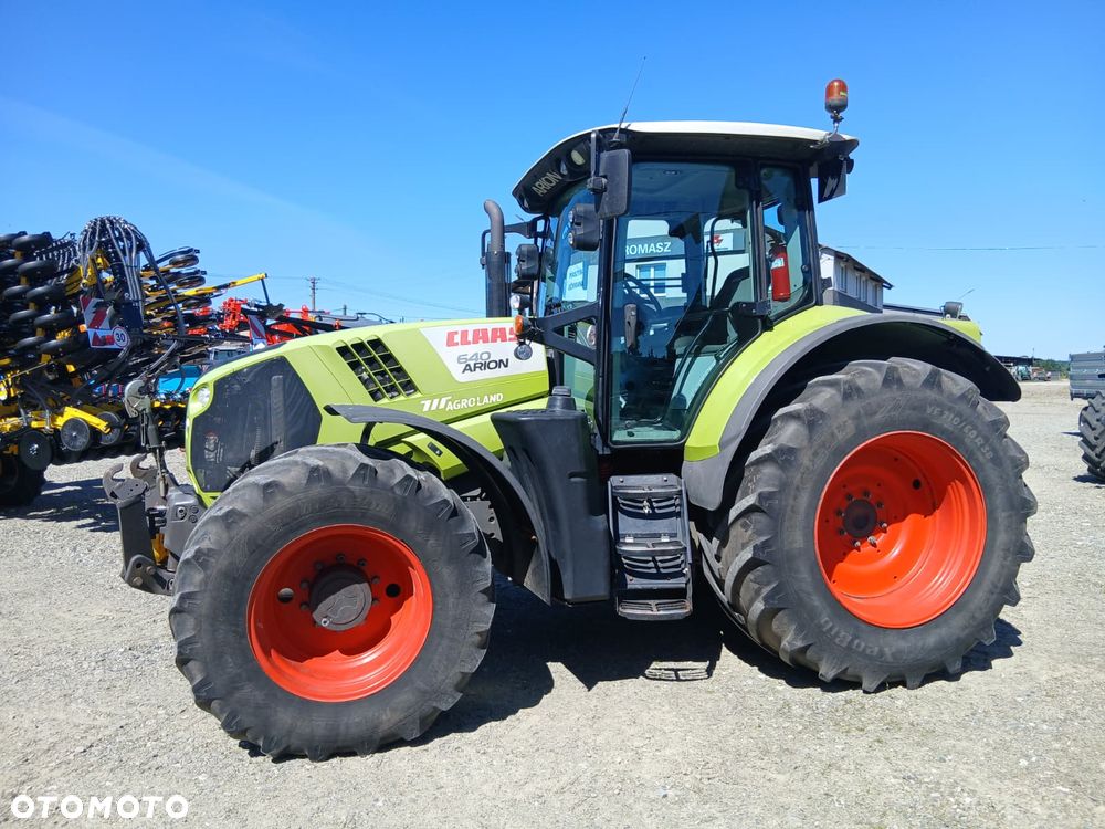 Claas Arion - 6