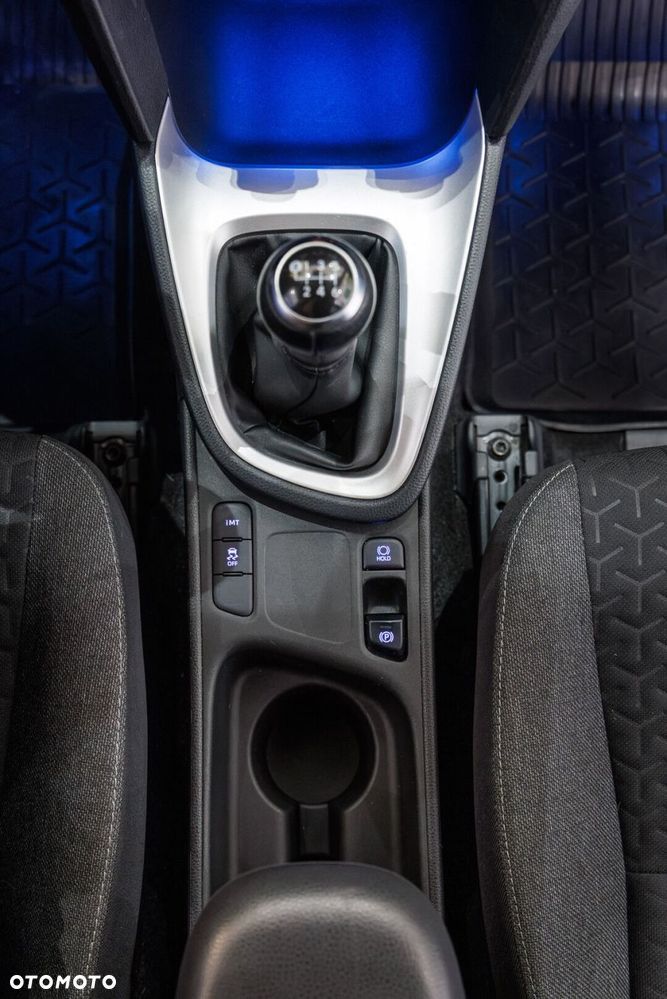 Toyota Yaris Cross 1.5 Comfort - 31